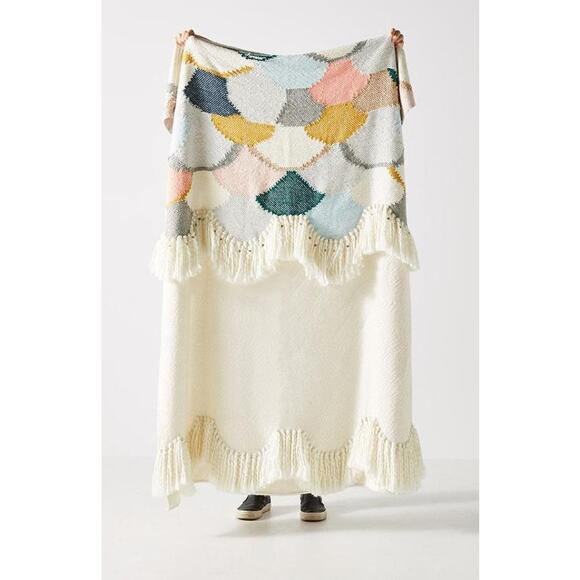 Anthropologie Hello Hydrangea Scalloped Fringe Knit Throw Blanket, Cream Ivory - Picture 1 of 5